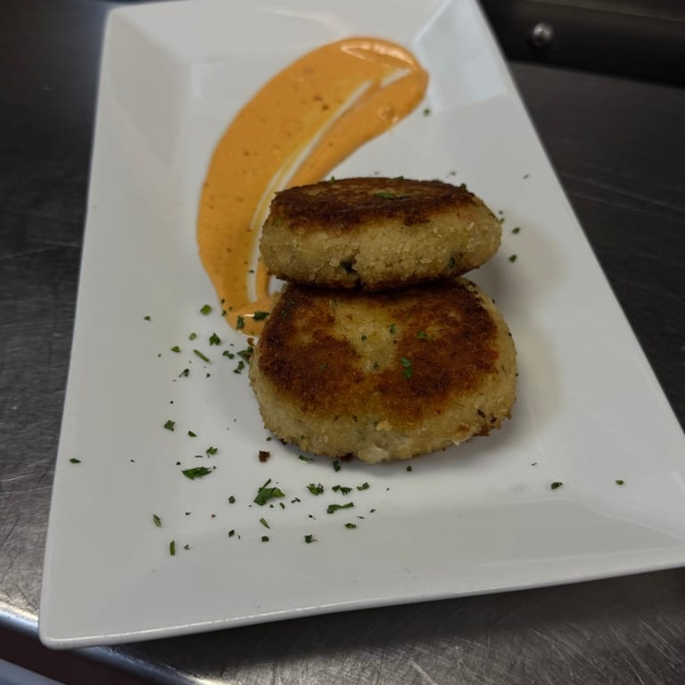 Delicious Crab Cakes: A Local Favorite